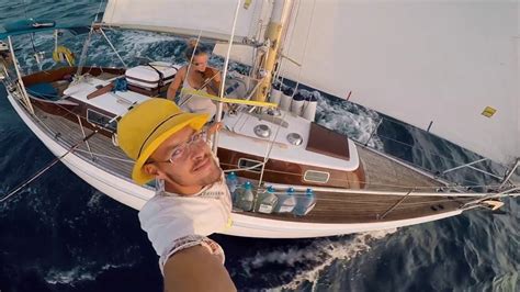 Experience the Magic of the Seas with Magic Carpet Sailing YouTube Videos